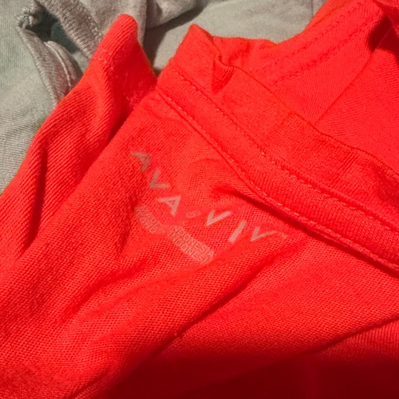 Lot of 7 Ava & Viv short sleeve v-neck Ts (2X) - EUC! - Picture 5 of 7